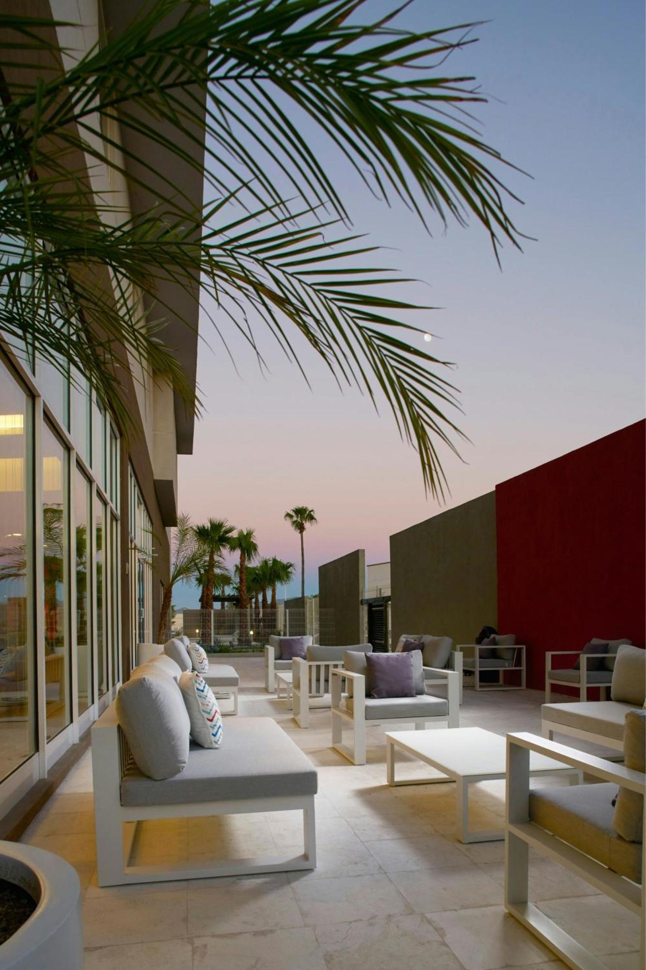 Courtyard By Marriott Hermosillo Exterior photo