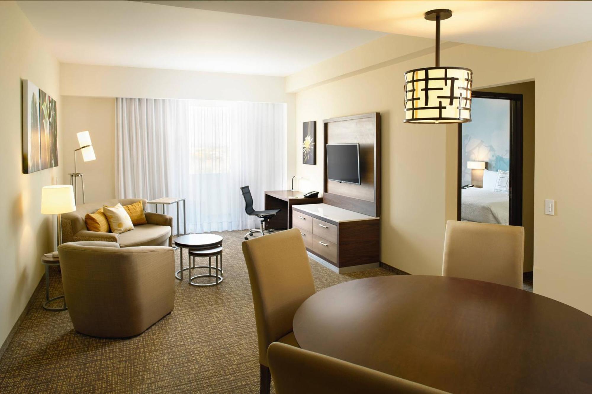 Courtyard By Marriott Hermosillo Exterior photo